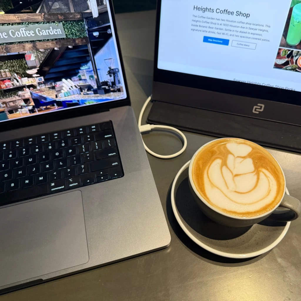 Free Wi-Fi Fiber Fast Sawyer Heights breakfast restaurant